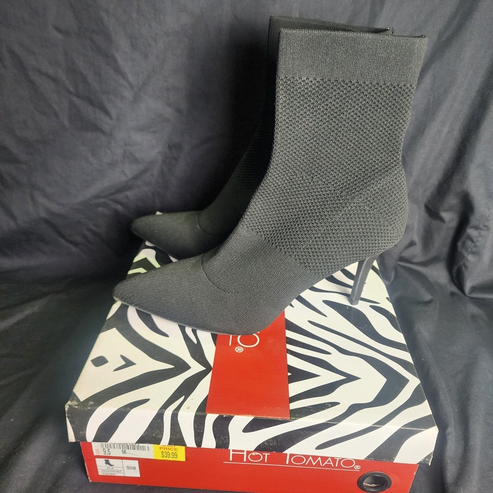hot‎ tomato heels Size 9.5 Women's